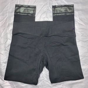 *4 for $25* Aerie Grey Leggings Women’s Medium